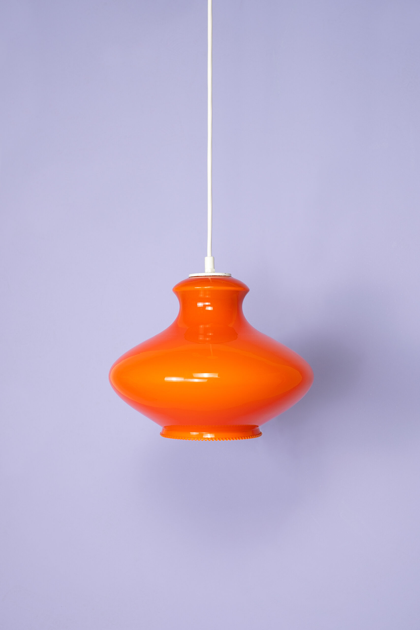 bungeejumpen Hymne Haringen Oranje opaline glazen hanglamp jaren 60 - Enter My Attic