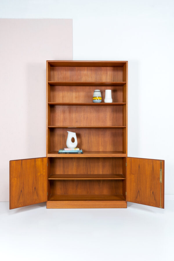 teakhouten boekenkast