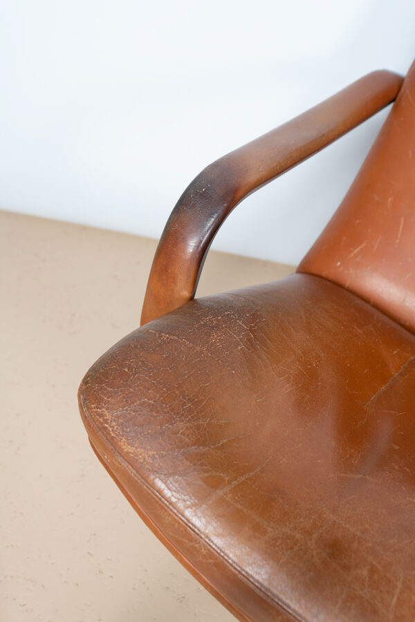 vintage Artifort fauteuil leer