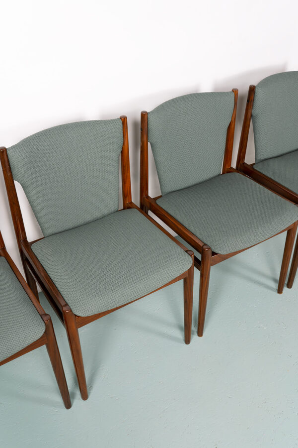 Deense eetkamerstoelen vintage
