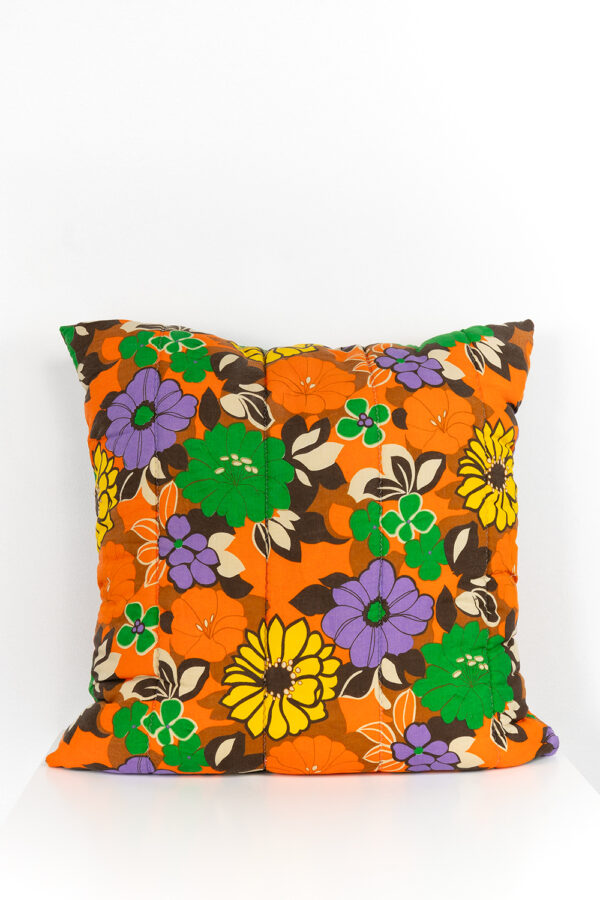 retro kussen met bloemenprint